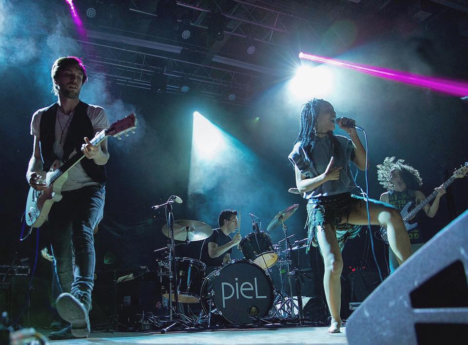 PieL band live performance